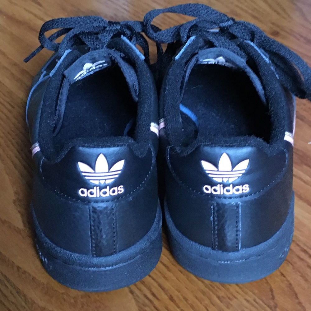 Black and pink Adidas sneakers size 7